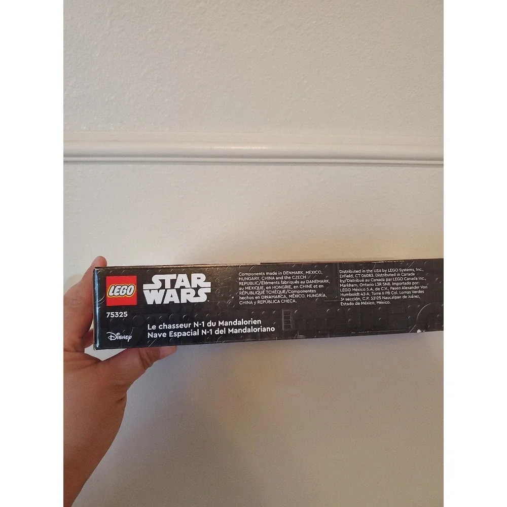 LEGO Star Wars 75325 The Mandalorian's N-1 Starfighter Set 412 Pcs New Sealed